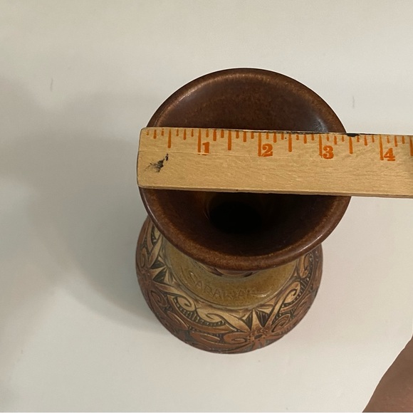 Sarawak Hand Carved Collectible Pottery Vase Signed 9” - Picture 4 of 8